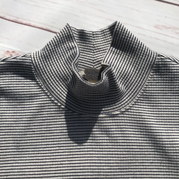 We The Free Striped Hi Neck 3/4 Sleeve Blouse - Picture 5 of 7